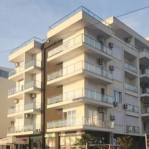 Roxhensi Apartament Shëngjin